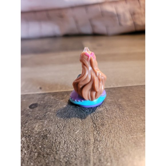 Princess girl queen doll toy figure - Picture 3 of 6